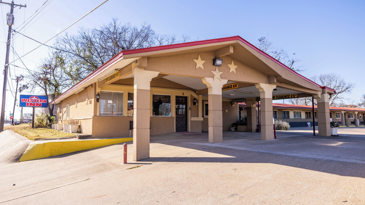 Photo of Outdoor in Cleburne