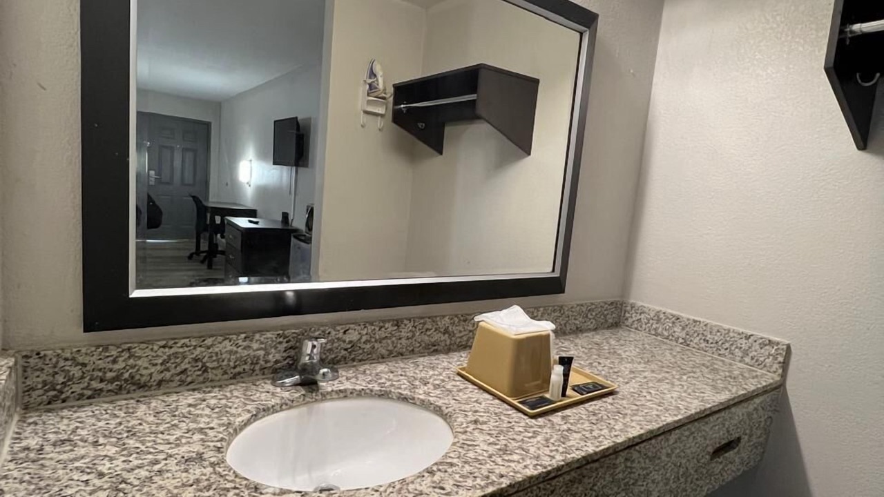 Photo of Bathroom in Polvadera