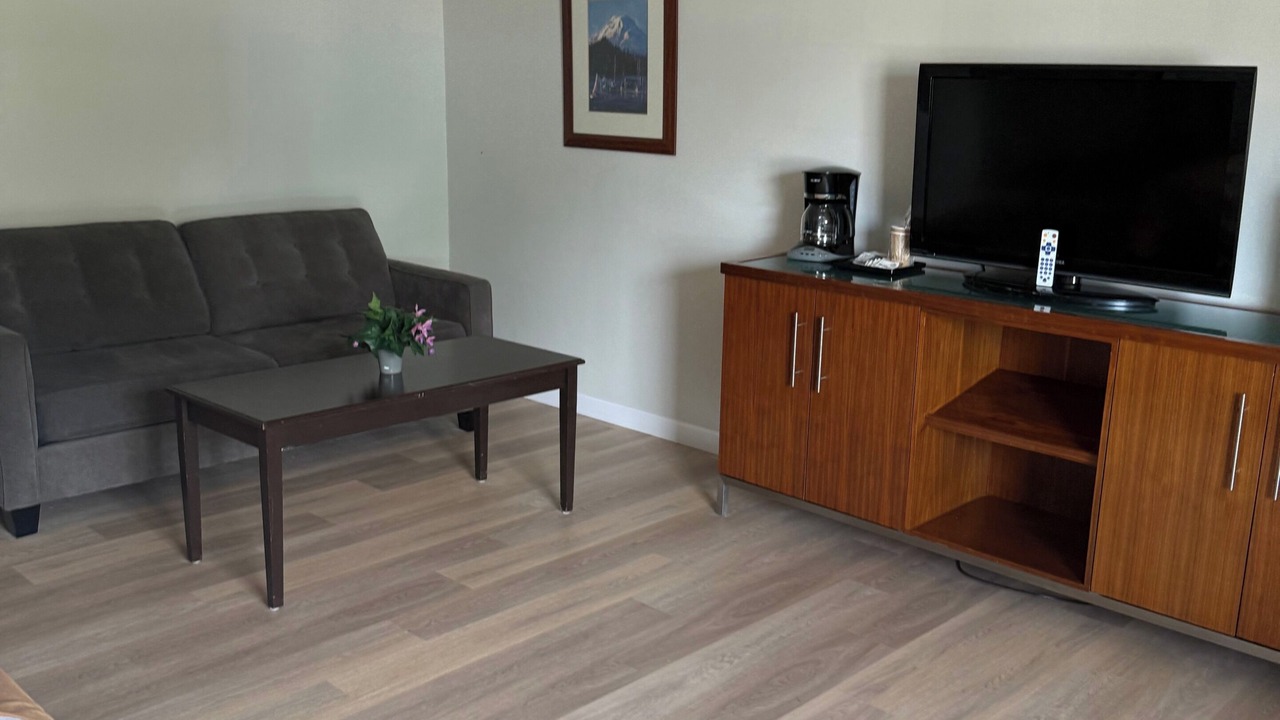 Photo of Bedroom in West Hills