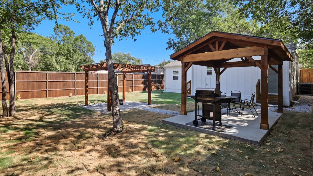 Photo of Outdoor in Oak Cliff