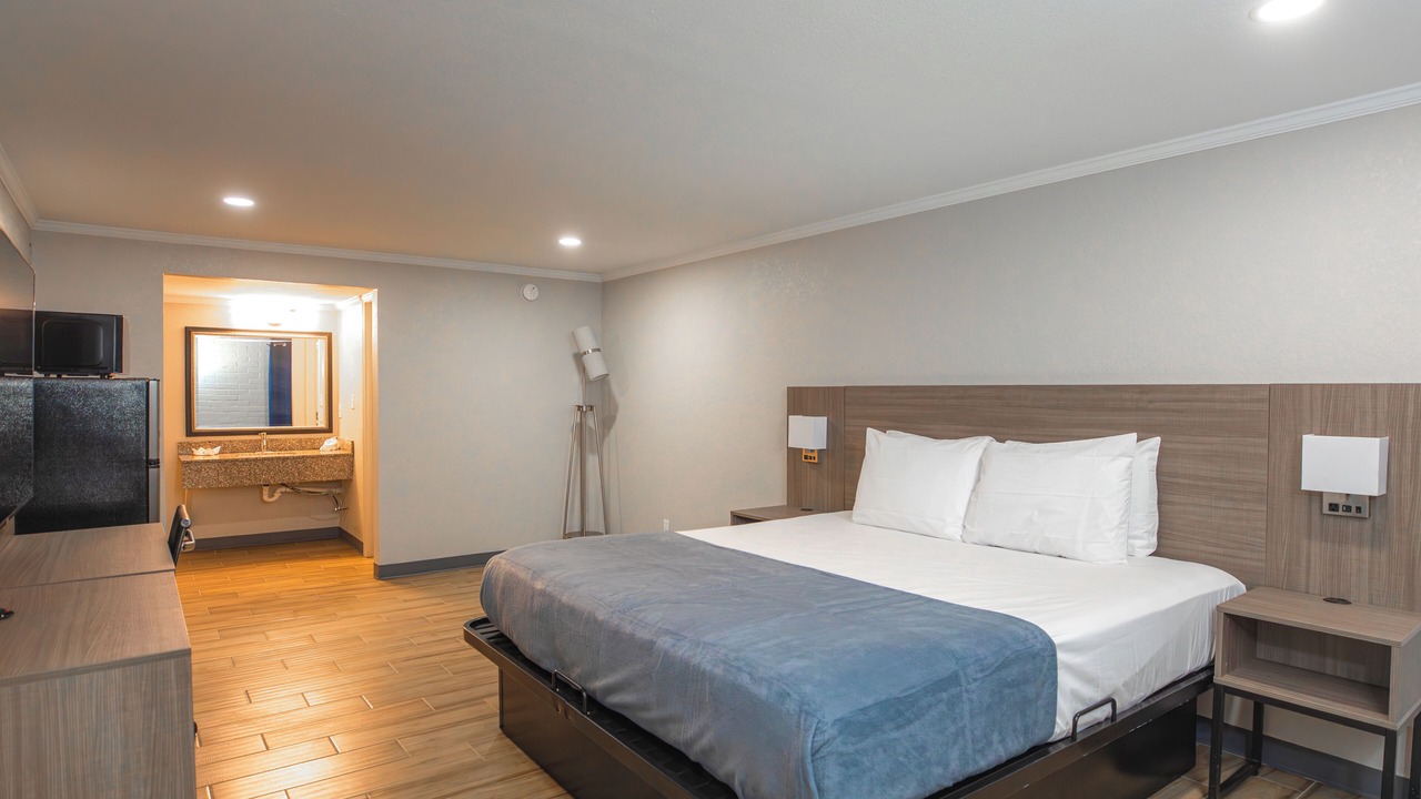 Photo of Bedroom in Graham