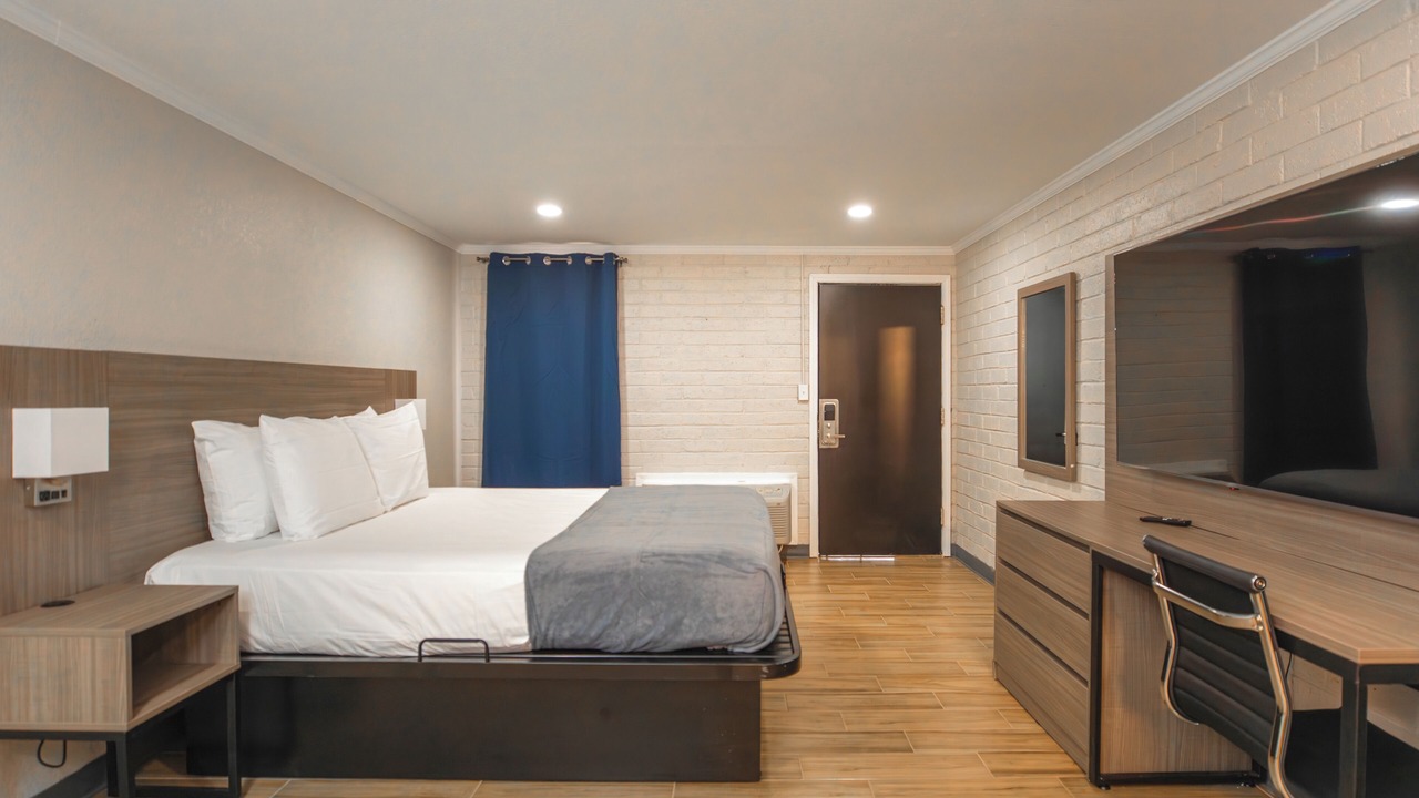 Photo of Bedroom in Graham