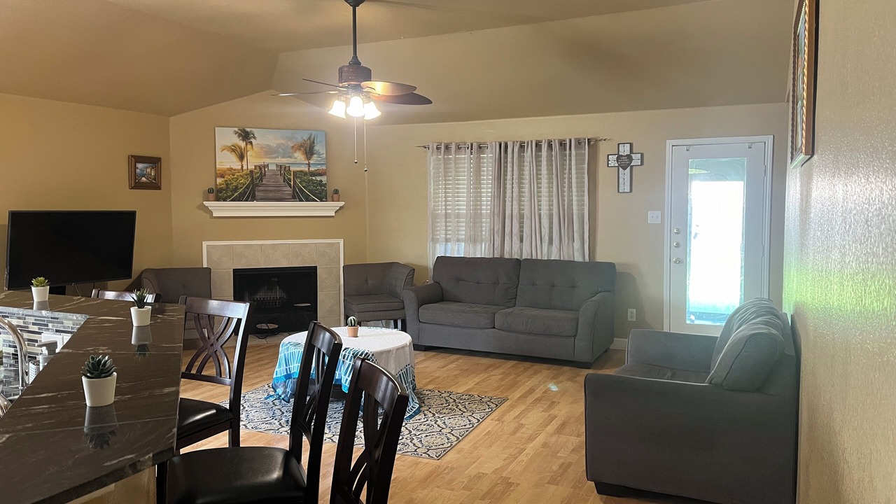 Photo of Livingroom in Hurst