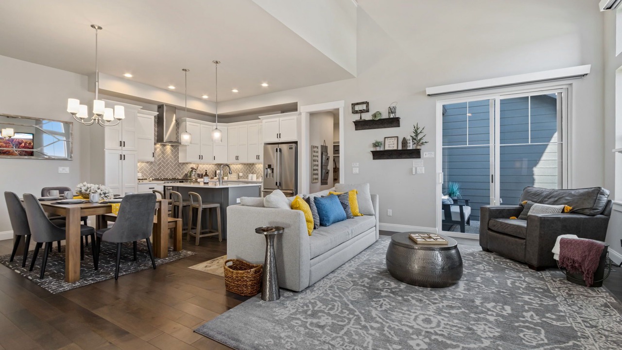 Photo of Livingroom in Loveland