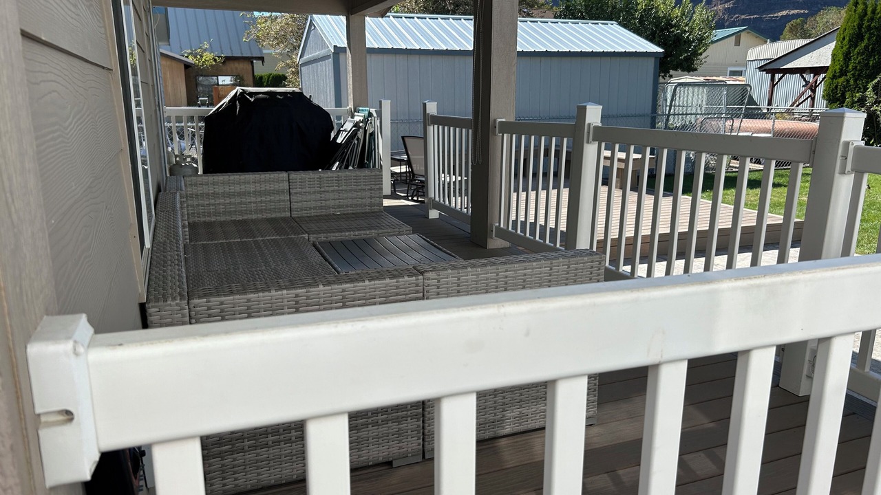 Photo of Patio Balcony in Sunland Estates