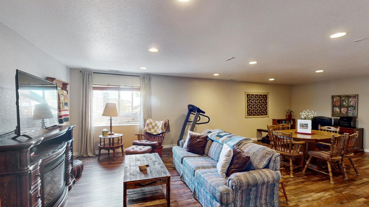 Photo of Livingroom in Falcon Hills