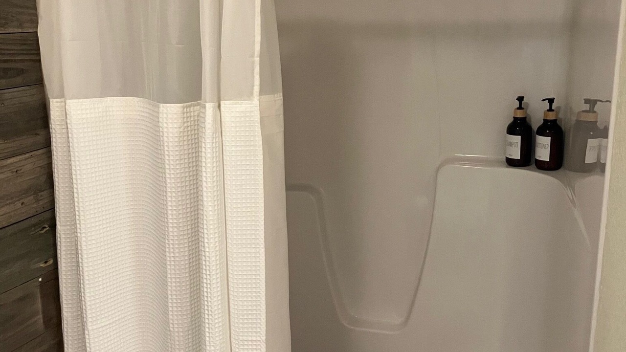 Photo of Bathroom in Wa Keeney