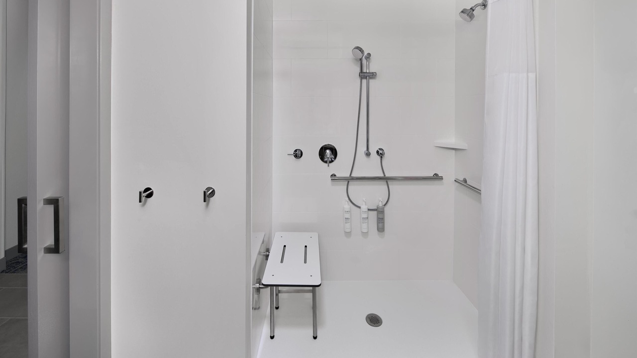 Photo of Bathroom in Downtown Lincoln
