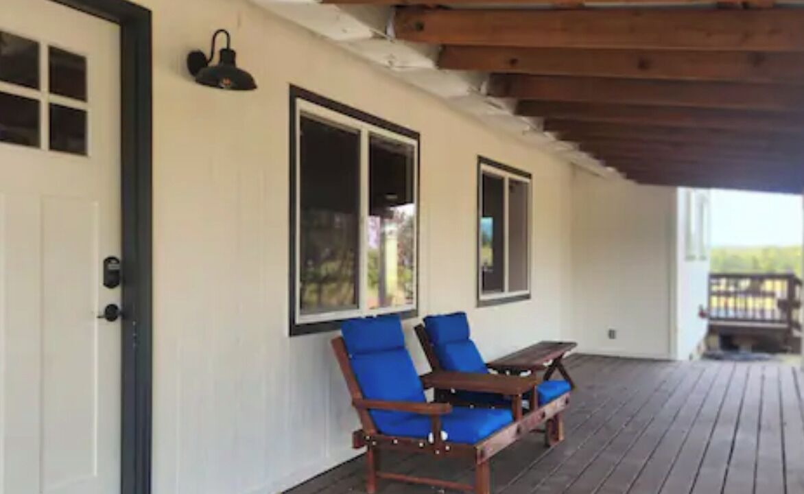 Photo of Patio Balcony in Wasco County