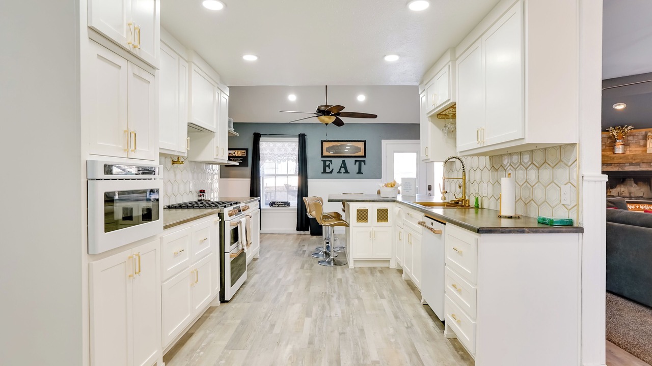Photo of Kitchen in Ransom Canyon