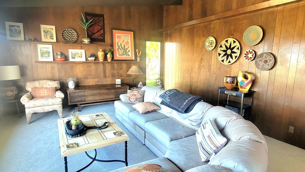 Photo of Livingroom in Okanogan