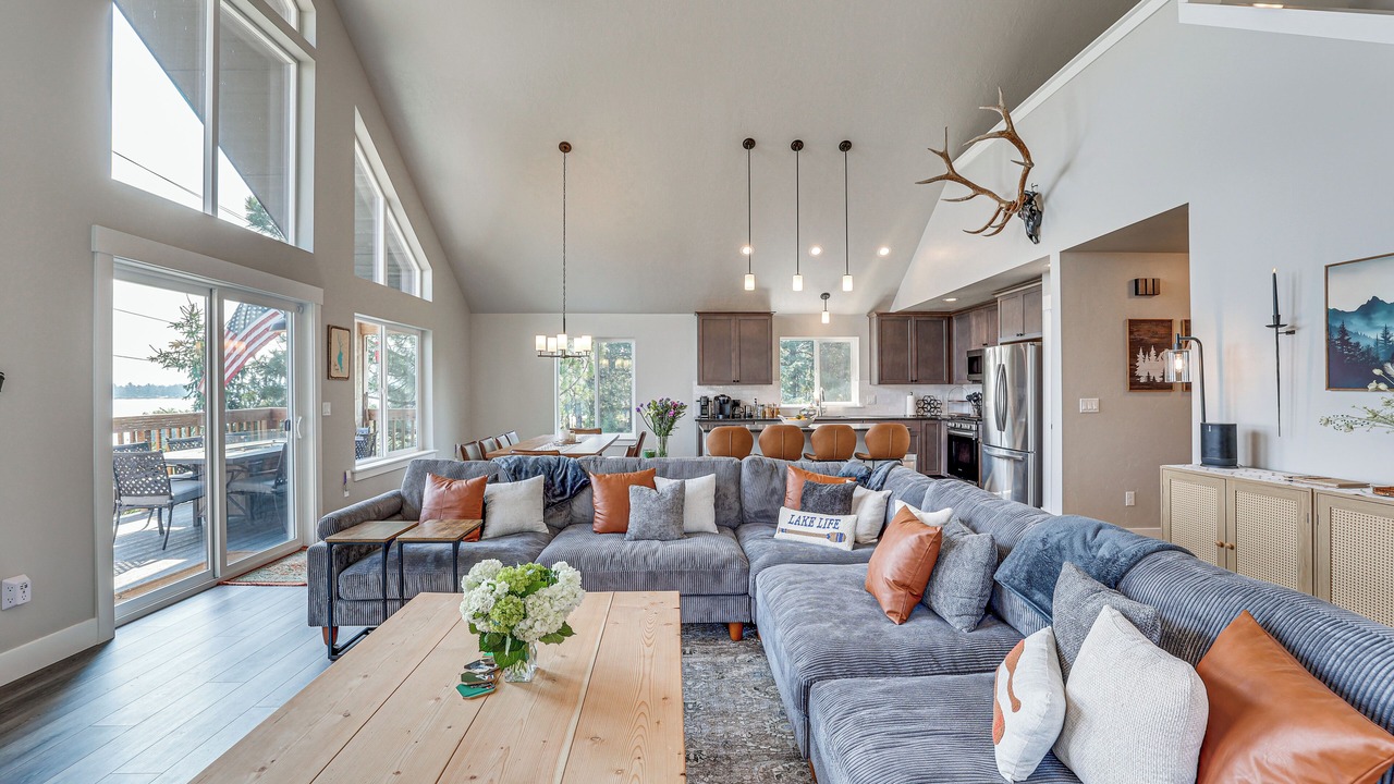 Photo of Livingroom in Tamarack Resort