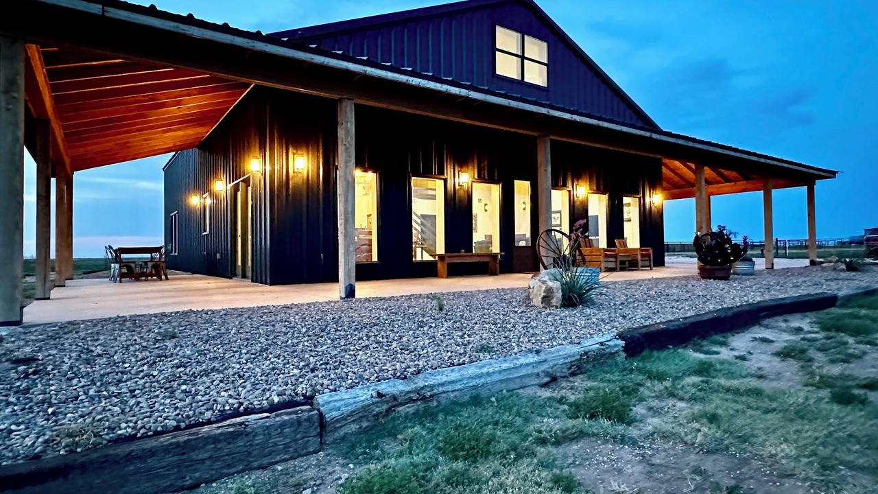 Photo of Outdoor in Dawn