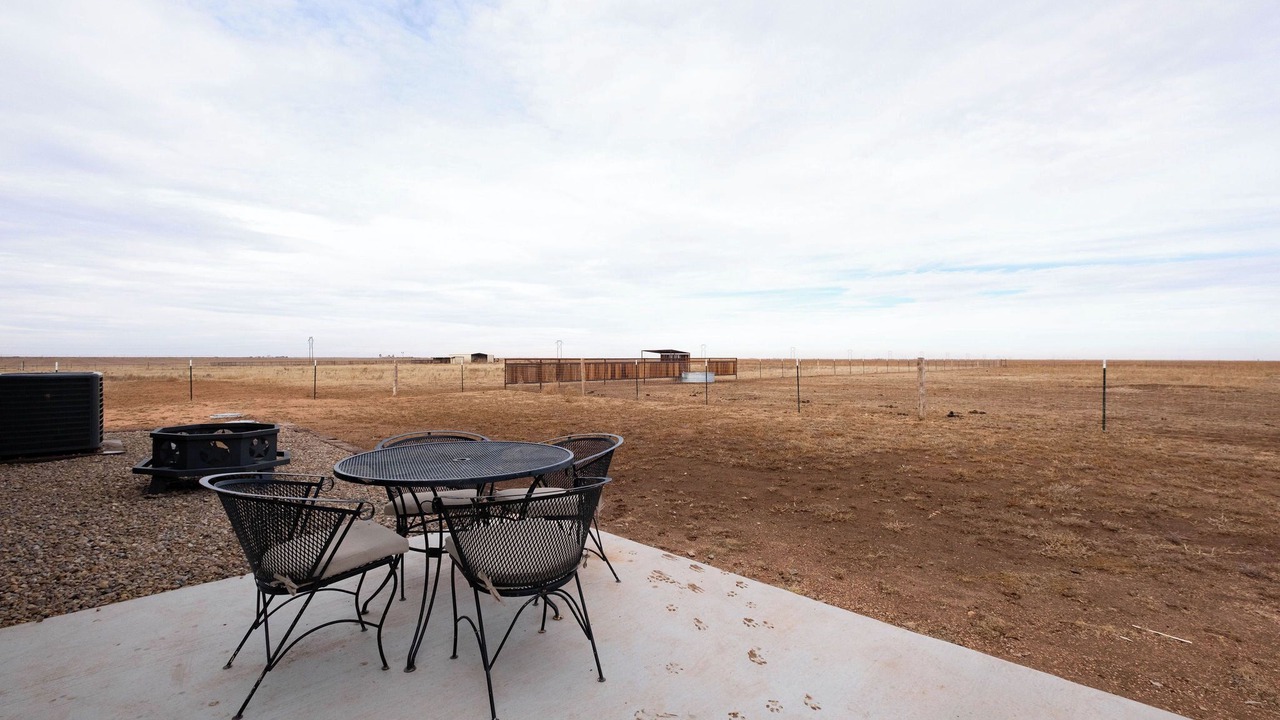 Photo of Outdoor in Dawn