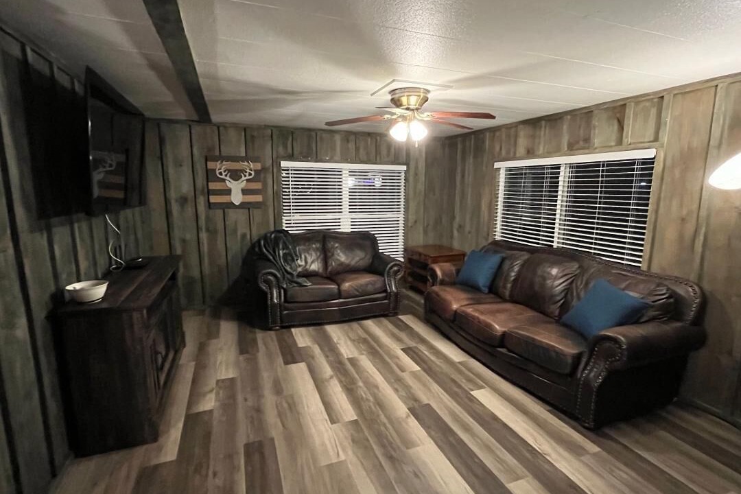 Photo of Livingroom in Elgin