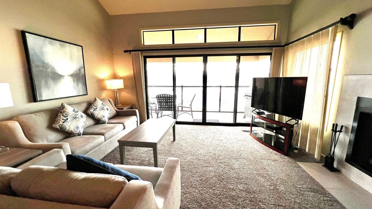 Photo of Livingroom in Chelan
