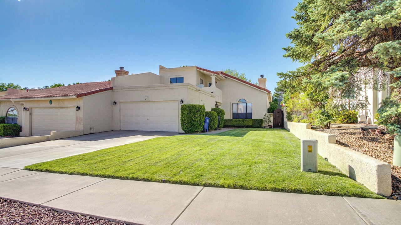 Photo of Outdoor in Northeast Heights