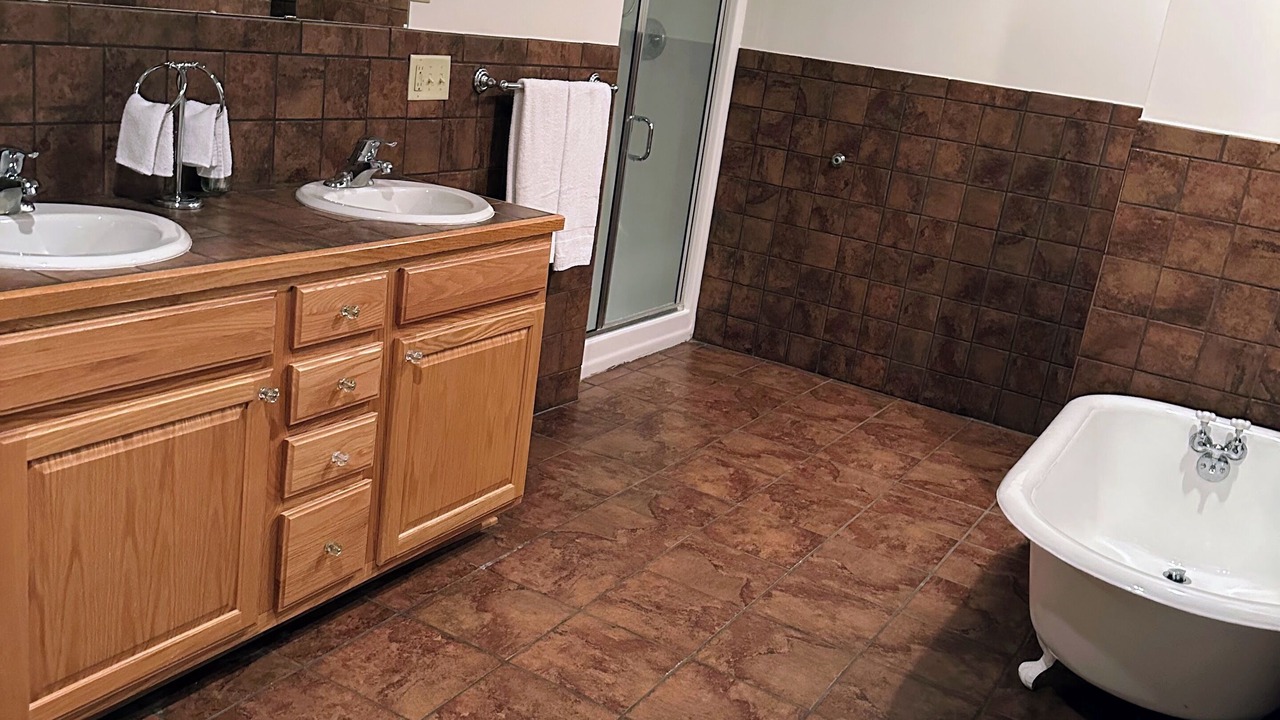 Photo of Bathroom in Auburn