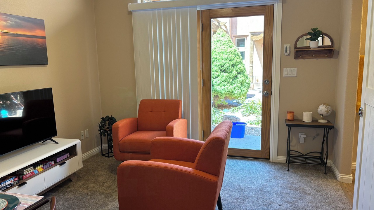 Photo of Livingroom in Northeast Heights