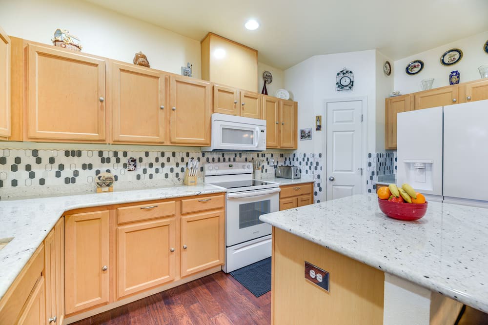 Photo of Kitchen in McKenna