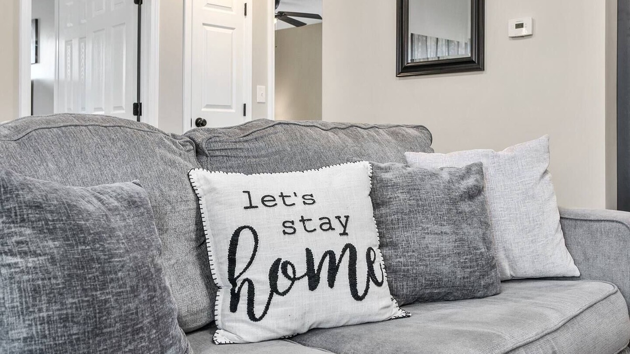 Photo of Livingroom in Shawnee
