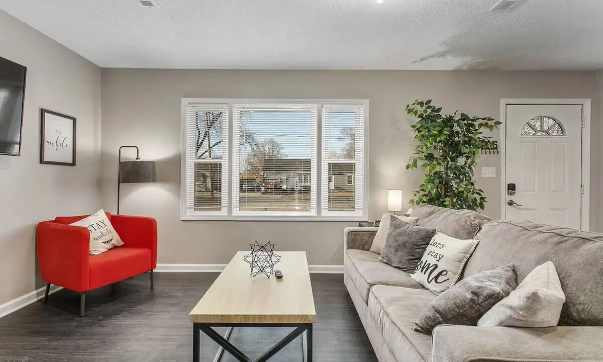 Photo of Livingroom in Shawnee