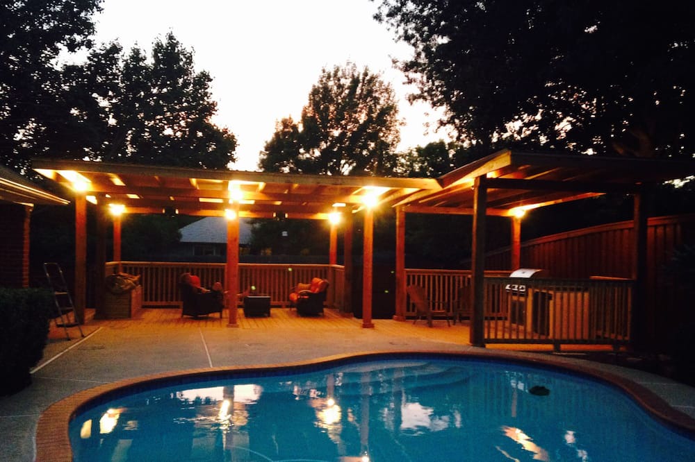 Photo of Outdoor in Grapevine