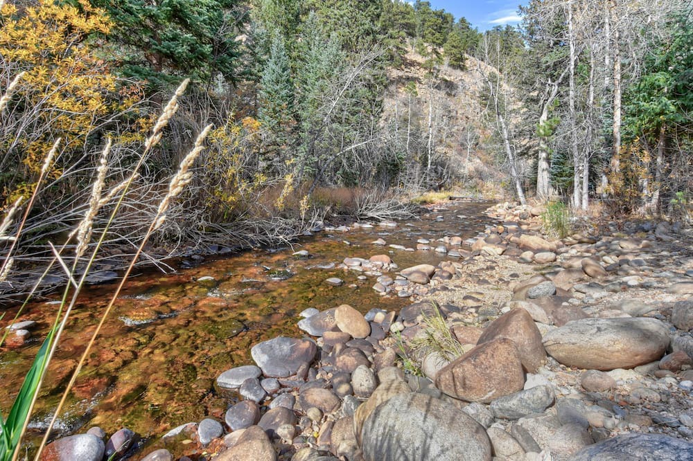 Photo of Outdoor in Lyons