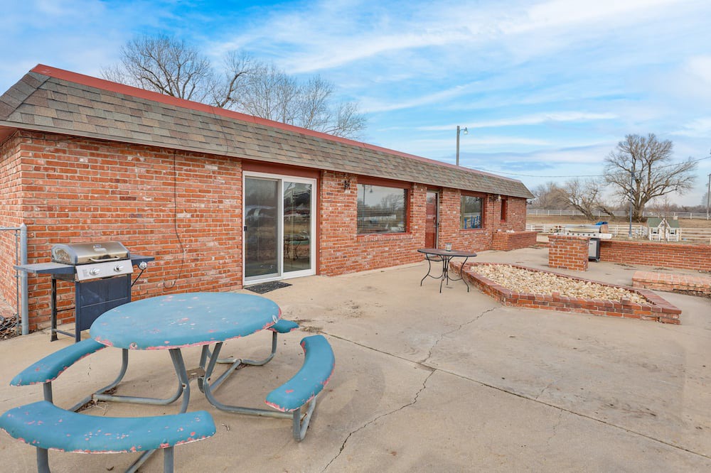 Photo of Outdoor in Hutchinson