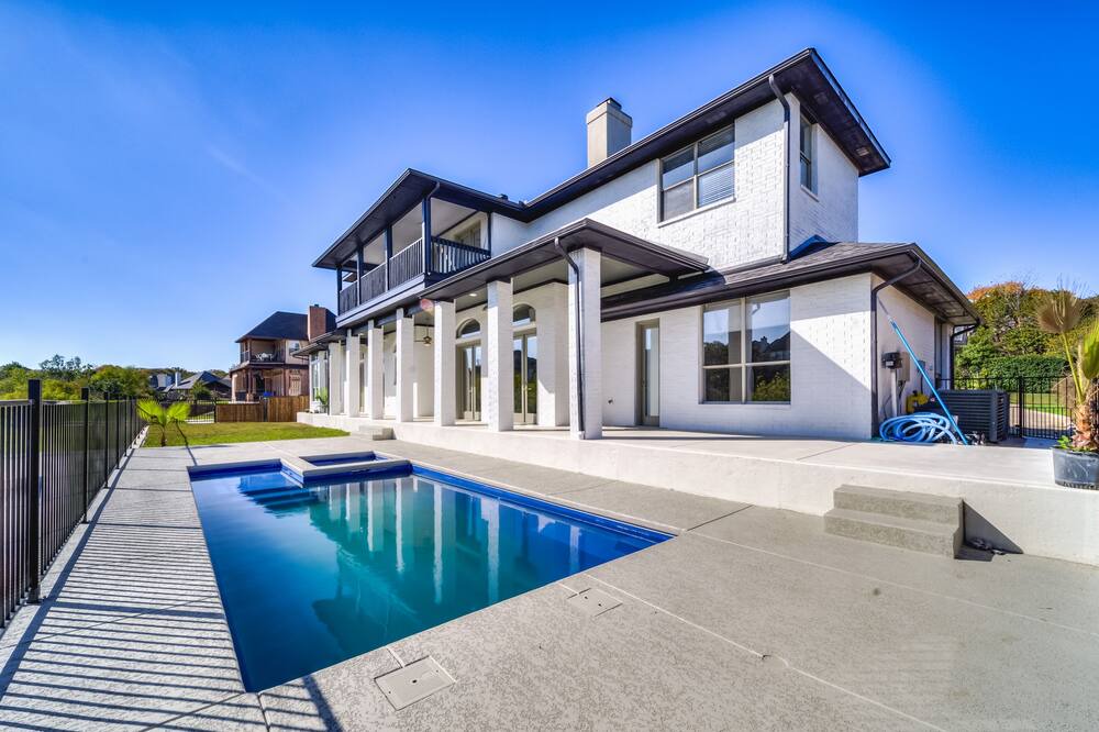 Photo of Outdoor in Highland Village
