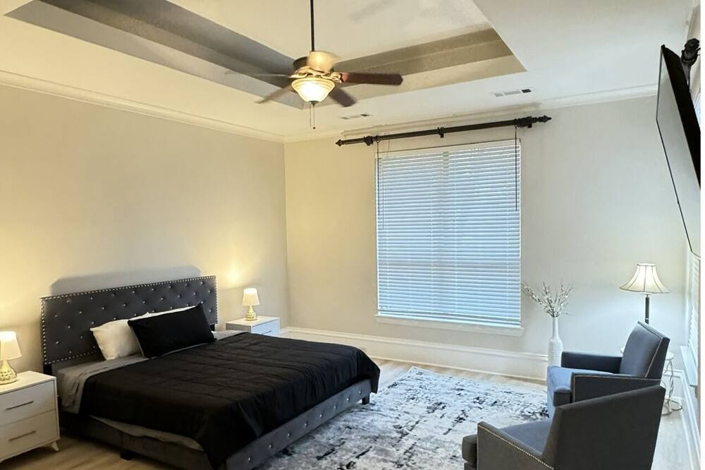 Photo of Bedroom in Highland Village