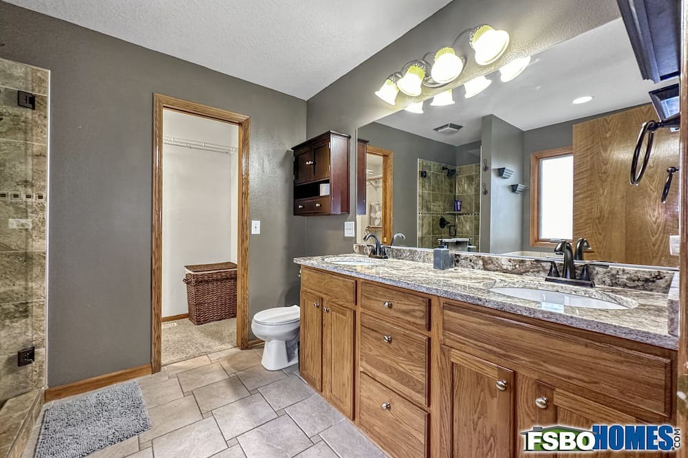 Photo of Bathroom in Pleasant Hill