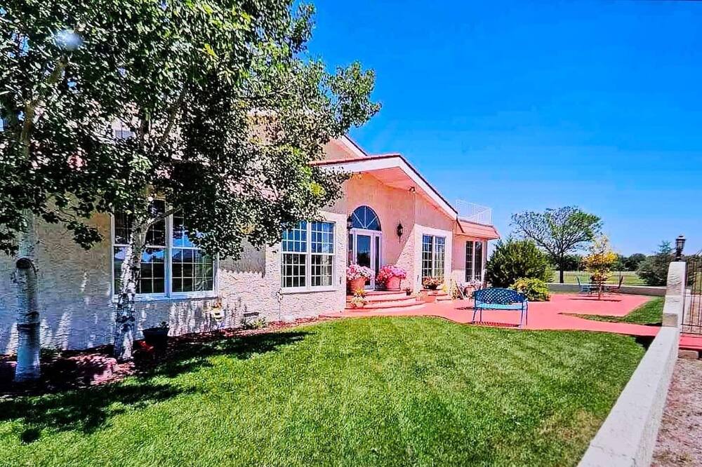 Photo of Outdoor in Scottsbluff