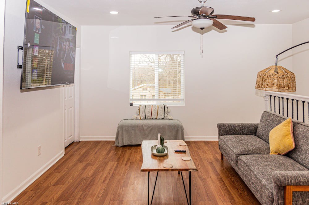 Photo of Livingroom in Kansas City