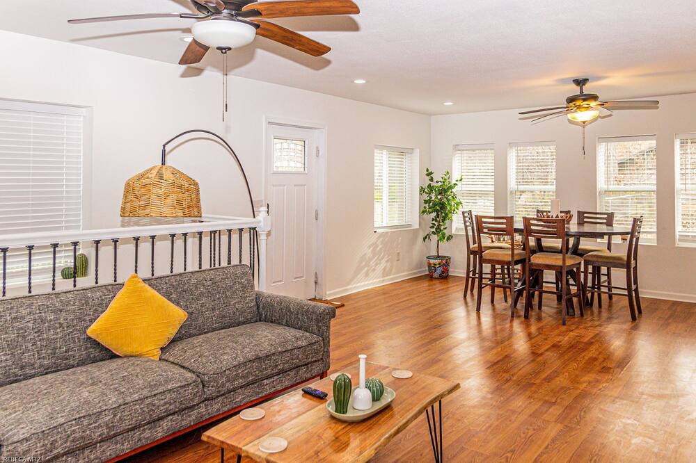 Photo of Livingroom in Kansas City