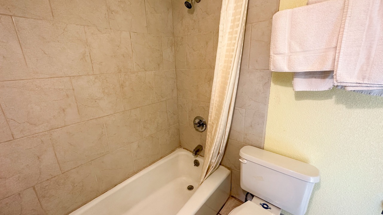 Photo of Bathroom in Dickens