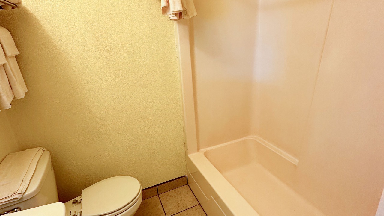 Photo of Bathroom in Dickens