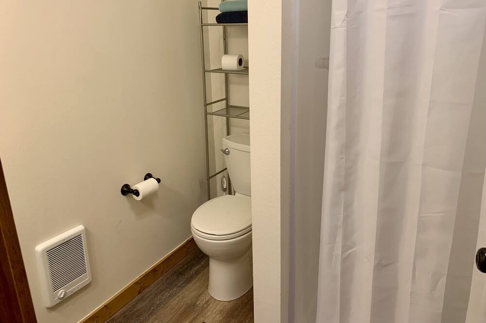 Photo of Bathroom in Pateros