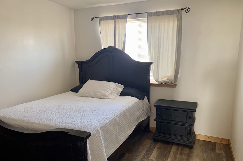 Photo of Bedroom in Pateros