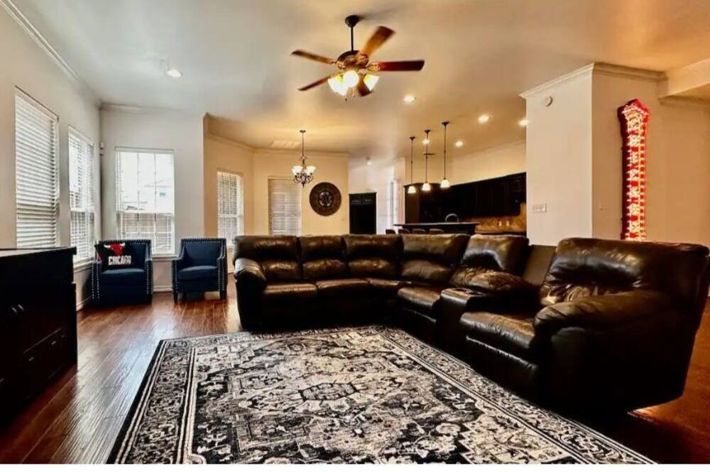 Photo of Livingroom in North Overton