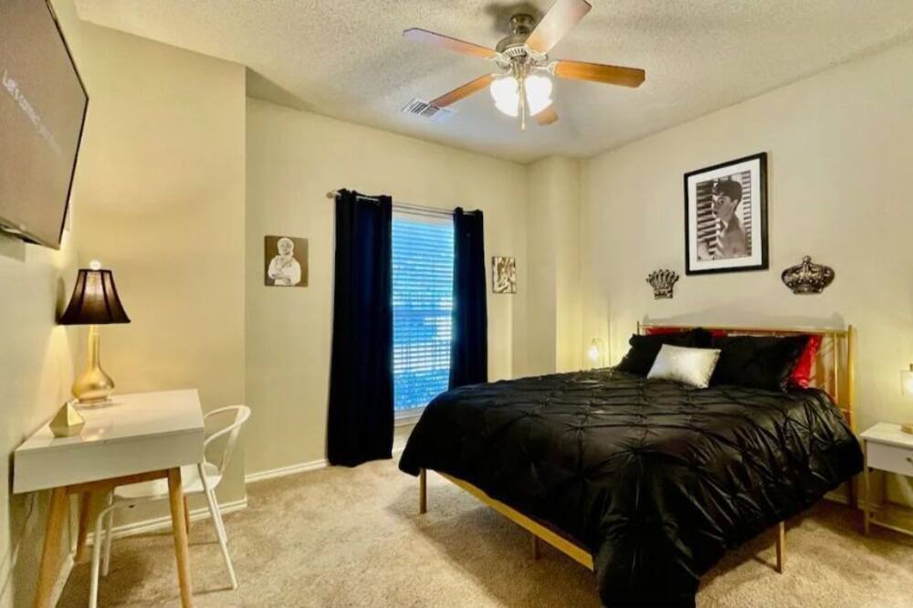 Photo of Bedroom in North Overton