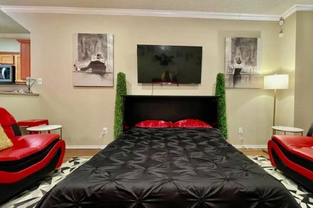 Photo of Livingroom in North Overton