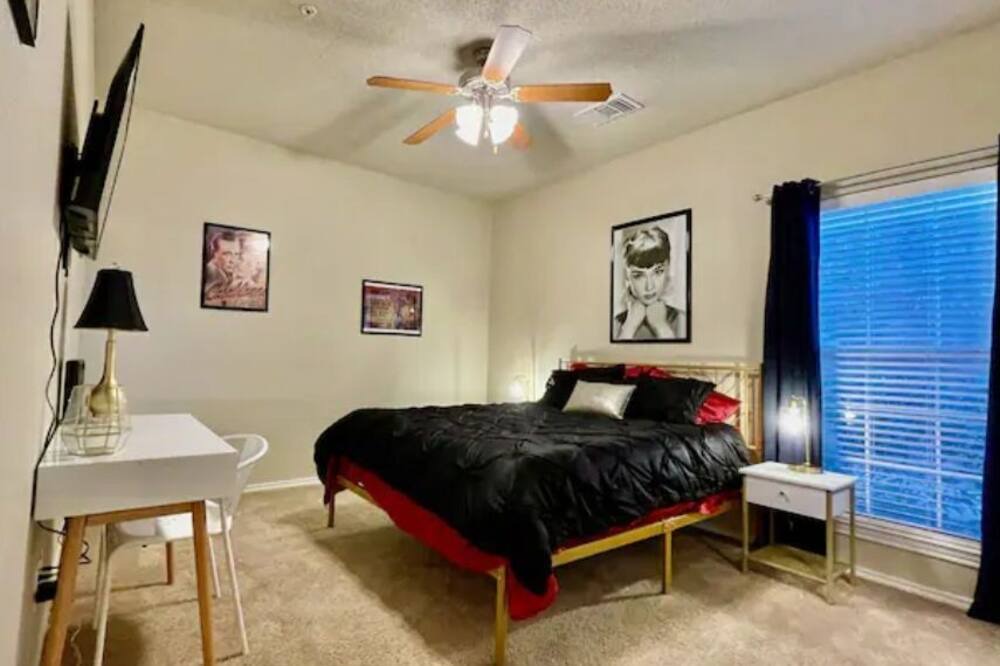 Photo of Bedroom in North Overton