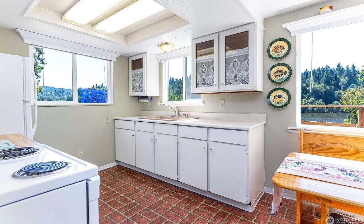 Photo of Kitchen in Eatonville