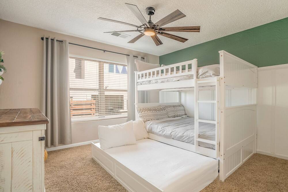 Photo of Bedroom in Paradise Hills Civic