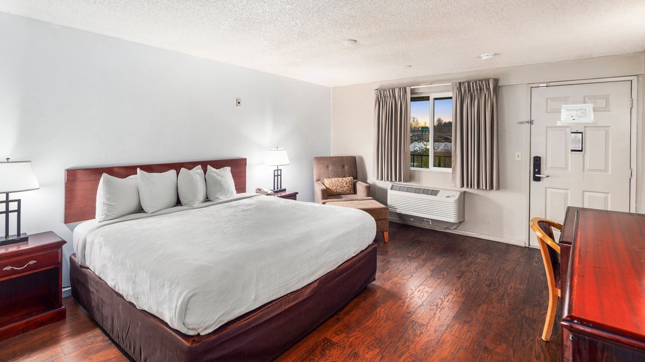 Photo of Bedroom in Renton