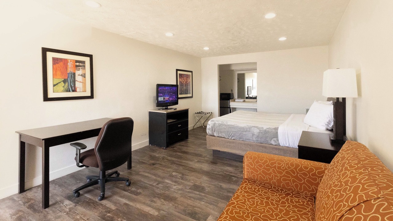 Photo of Bedroom in Cozad