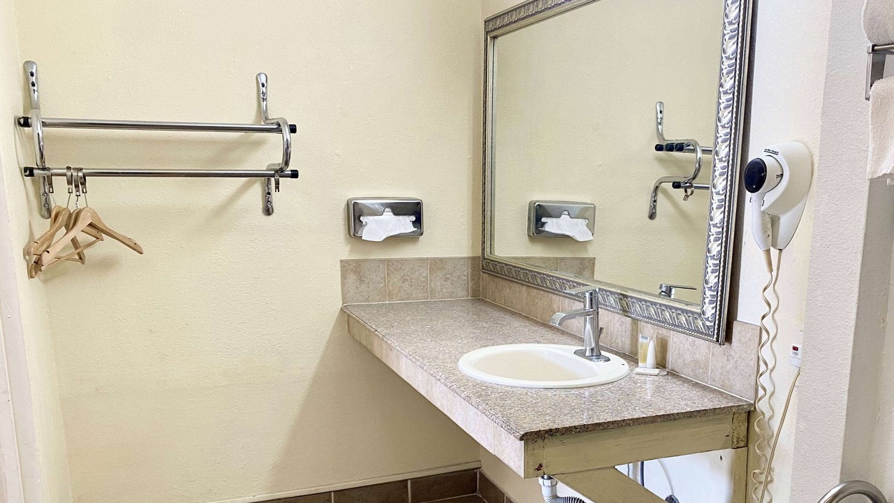 Photo of Bathroom in Huning Highland Historic District