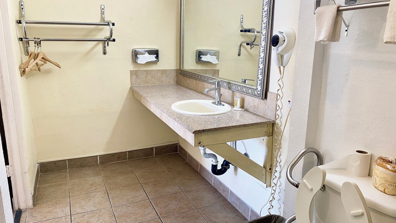 Photo of Bathroom in Huning Highland Historic District
