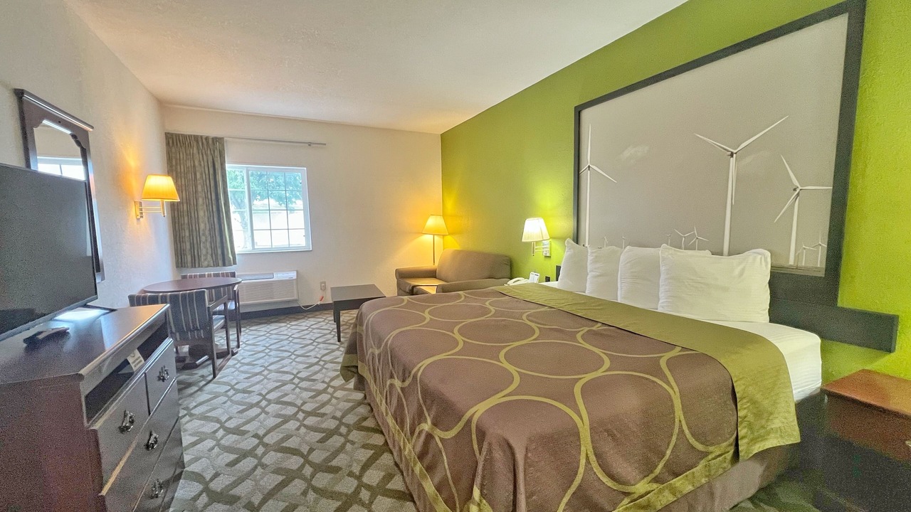 Photo of Bedroom in De Soto